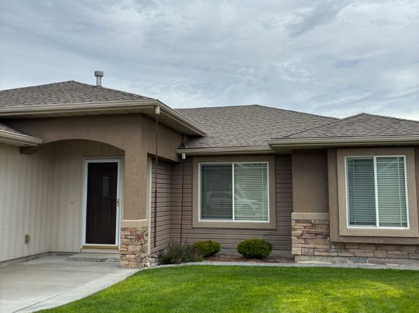 234 Greenbrier Dr
