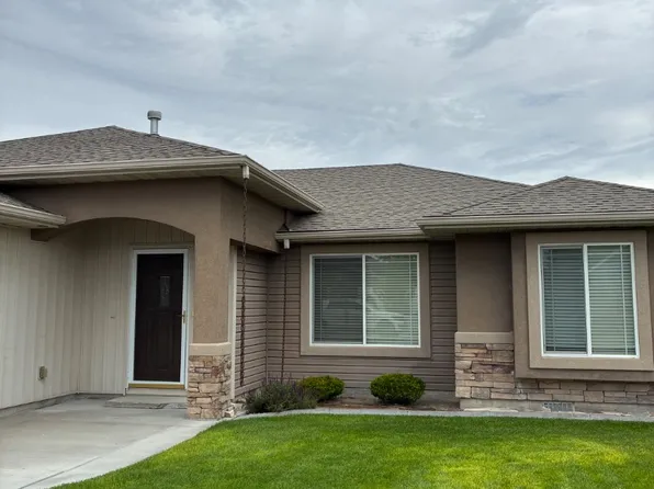 234 Greenbrier Dr, Heyburn, ID 83336
