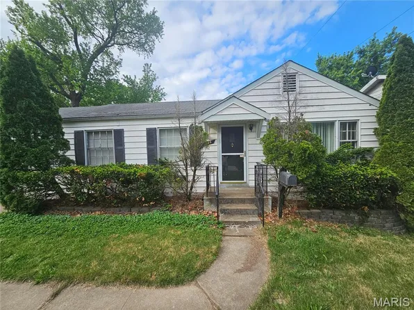 1128 Bliss Dr, Saint Louis, MO 63137