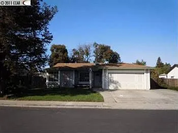 641 Sequoia St photo 1