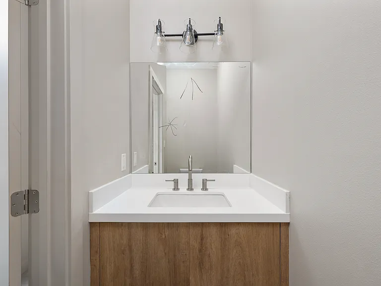 1305 Barnard Rd #4 — Photo 12
