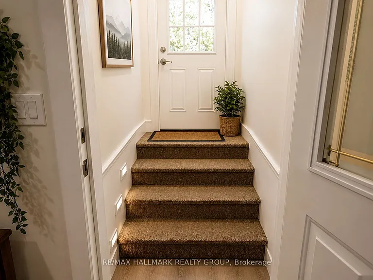 241 Ferland St #B — Photo 15