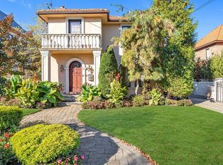 1442 164th St, Whitestone, NY 11357