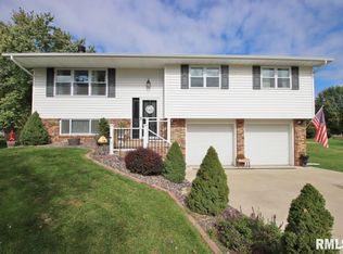 7803 W Hideaway Ct, Mapleton, IL 61547