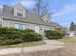 2024 Oregon Ave, Rockford, IL 61108