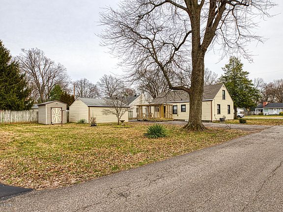 3rd image of 2605 Craycraft Ave