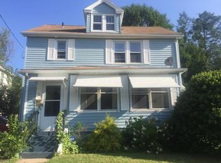 109 Ridgewood Ave, Holyoke, MA 01040