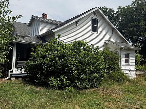 2nd image of 135 Goodman Rd