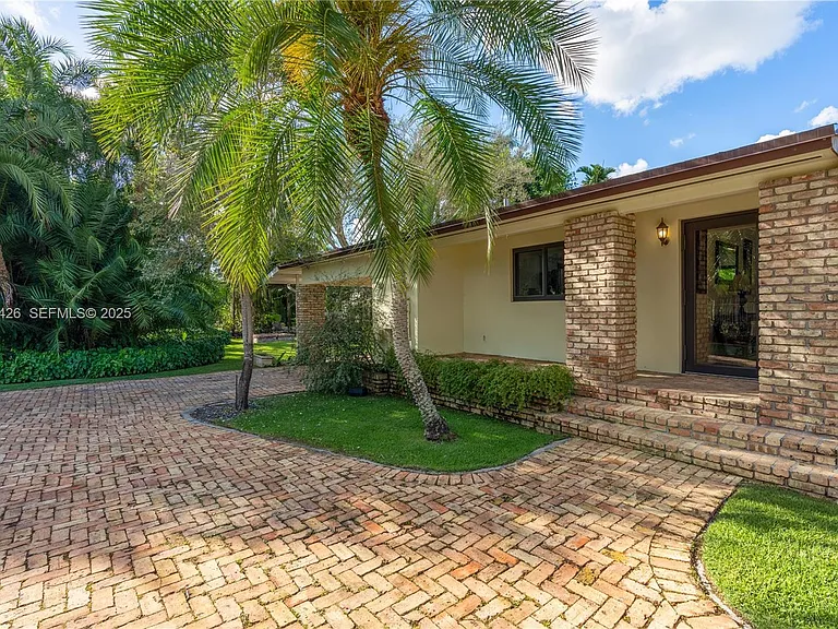 29880 SW 183rd Ct — Photo 31