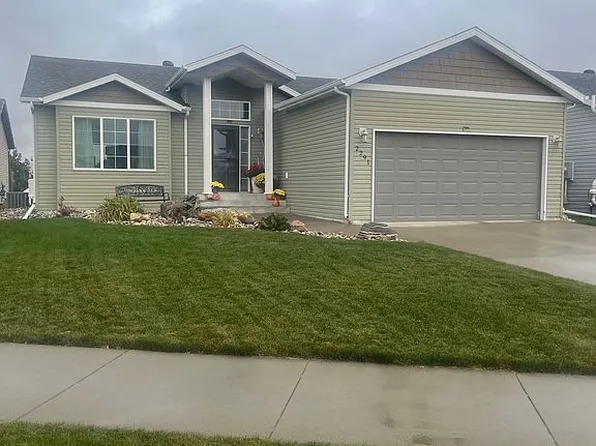 2291 67th Ave S, Fargo, ND 58104