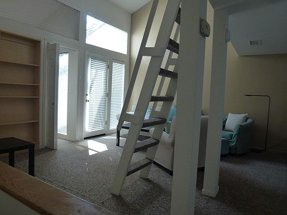 5th image of 1185 E Foothill Blvd APT 2