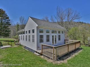1131 River Rd, Milanville, PA 18443