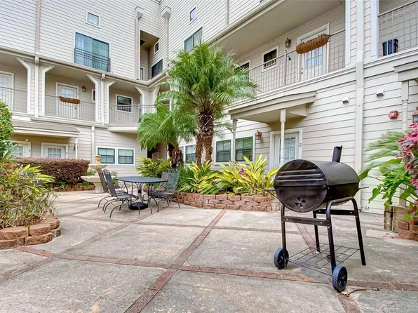 1602 Elgin St APT 8, Houston, TX 77004