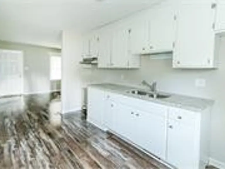 670 Paul St #A-I — Photo 8