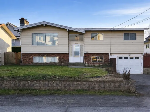 32052 Melmar Ave, Abbotsford, BC V2T 1E6