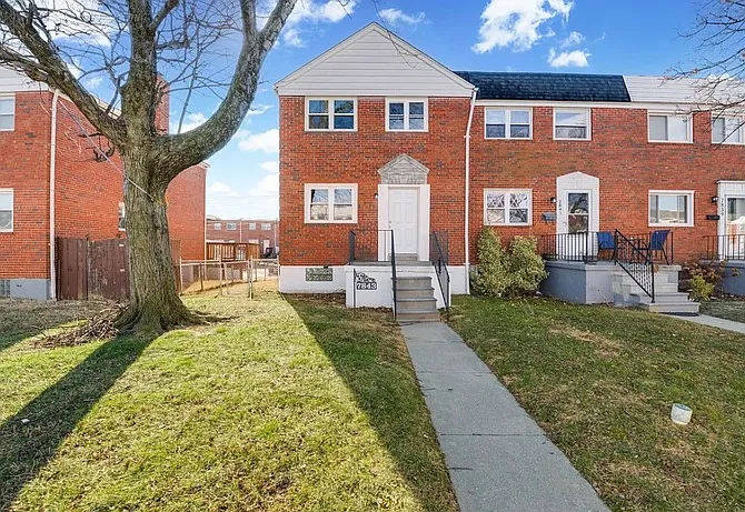 7843 Harold Rd — Photo 2