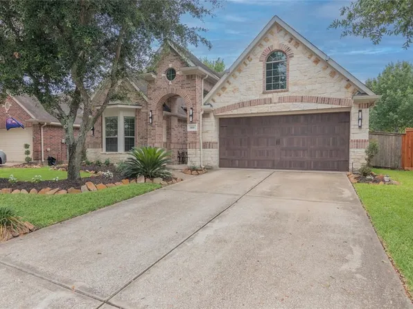 3610 Tumbling Falls Dr, Manvel, TX 77578