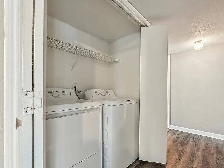 In-unit Washer & Dryer