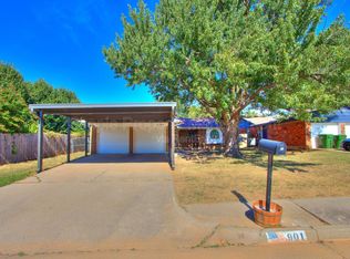 901 Richmond St, Yukon, OK 73099
