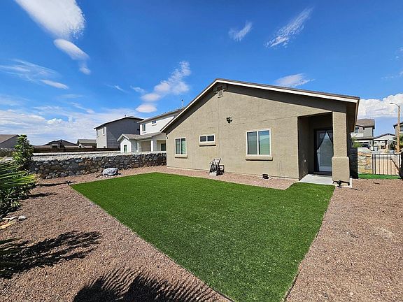 5th image of 12061 Mesquite River Dr