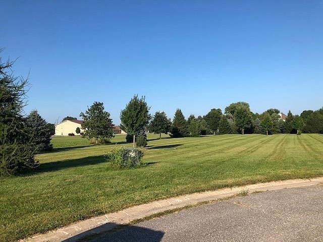 2nd image of 349 Deerfield Rd