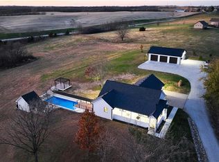 25720 E H Hwy, Weston, MO 64098