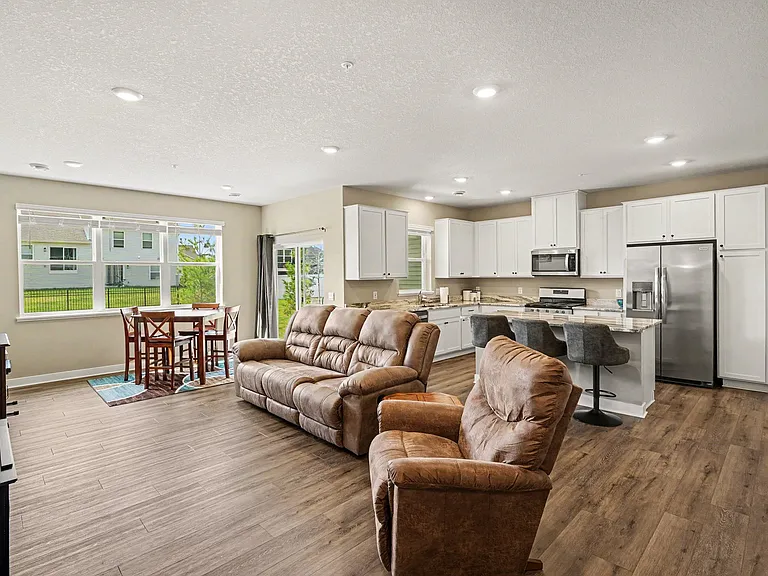 13860 Kaylemore Trl — Photo 7