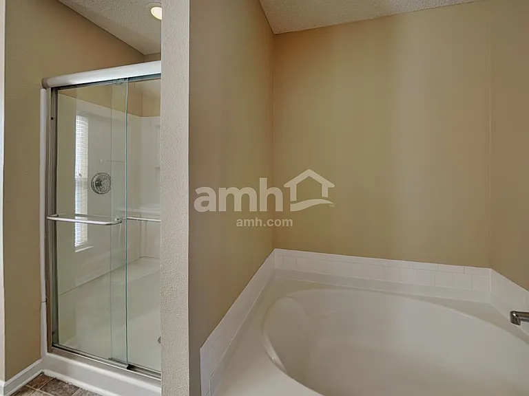 14299 Refreshing Garden Ln — Photo 15