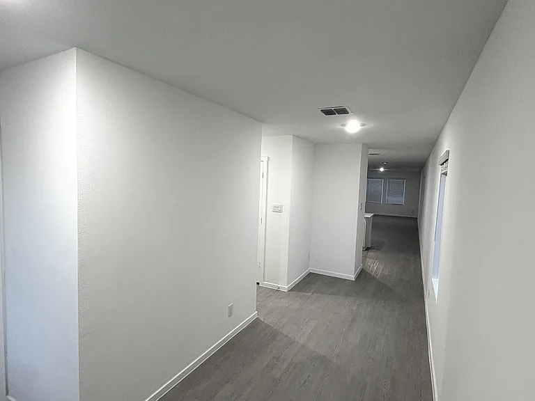 1413 Merlin Bluff St — Photo 17