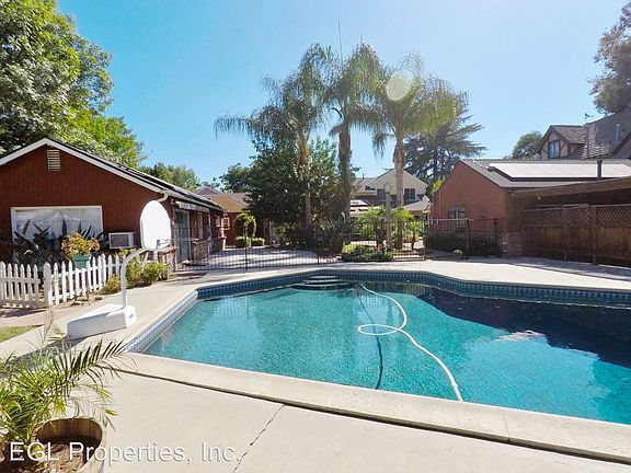 4th image of 23031 Sylvan St