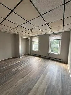 3 bed, 1.0 bath, 850 sqft, $1,200 — Photo 3