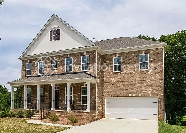 126 Bushney Loop — Photo 1