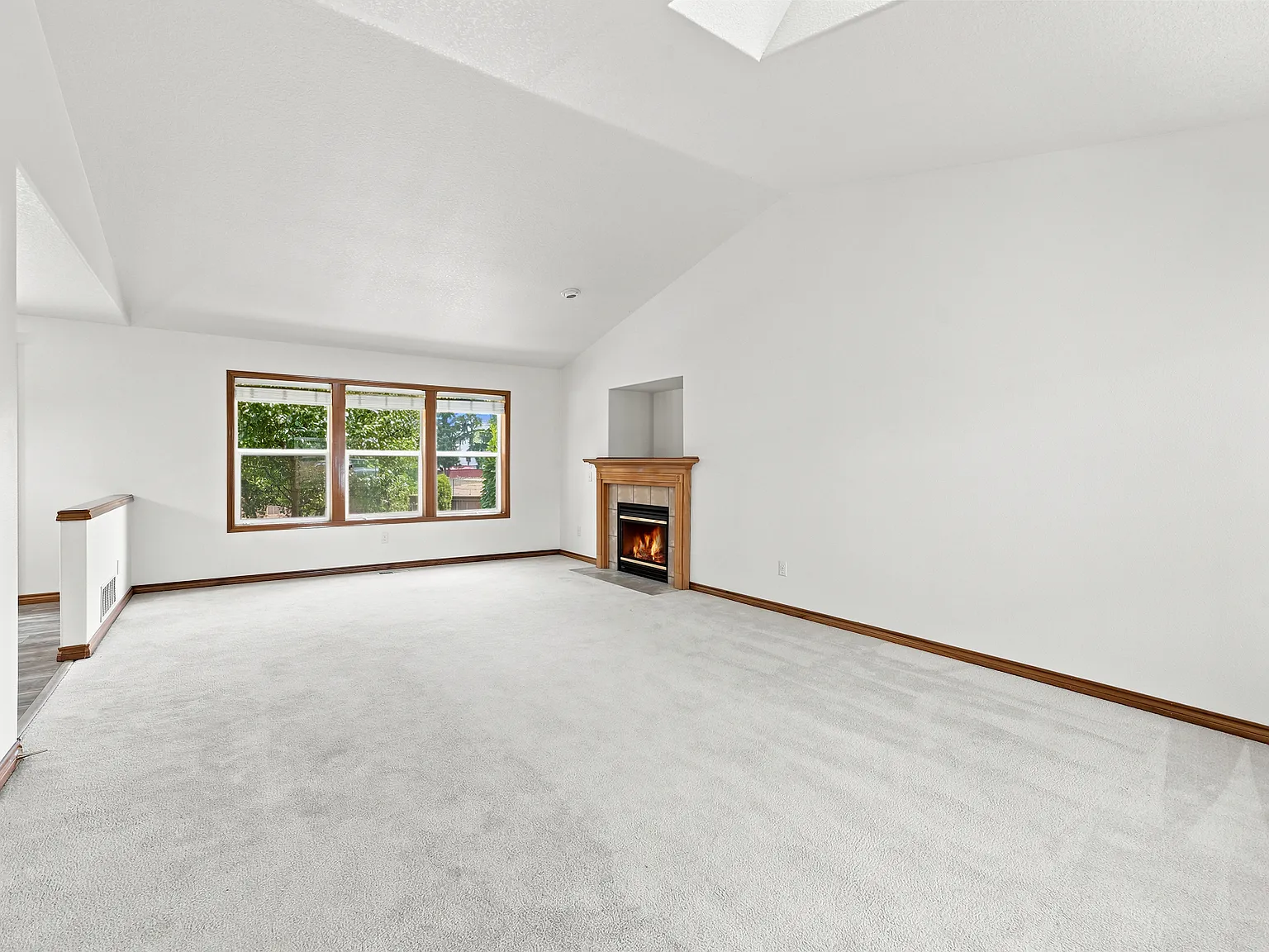 3 bed, 2.5 bath, 1750 sqft, $2,995 — Photo 4
