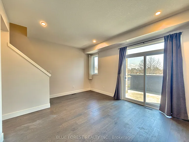 2112 Meadowgate Blvd #47 — Photo 12