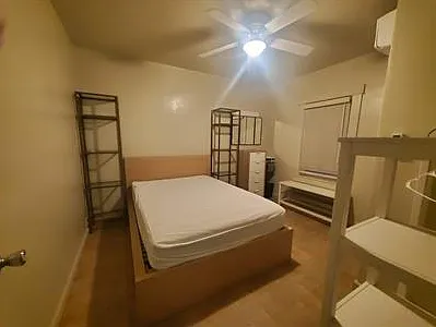 409 I St #1 — Photo 4