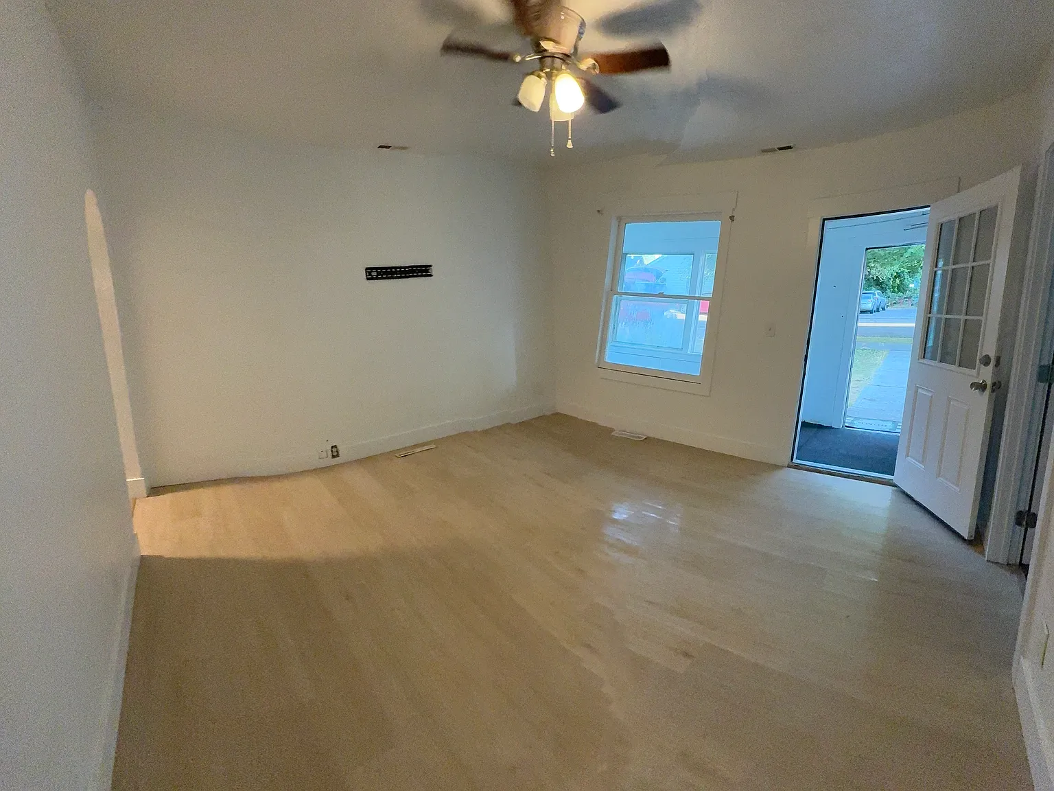 370 H st — Photo 1