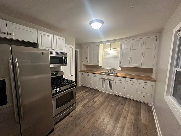 1495 Larpenteur Ave W #1 — Photo 4