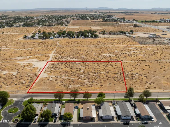 26th St E #E, Lancaster, CA 93535