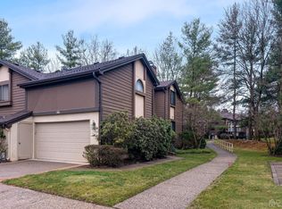 166 Sayre Dr, Princeton, NJ 08540