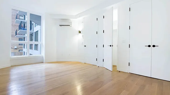 Rented by Artur Gutman, LREB | media 9