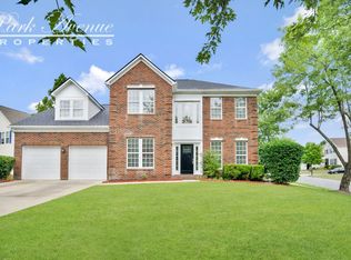 2331 Pimpernel Rd, Charlotte, NC 28213