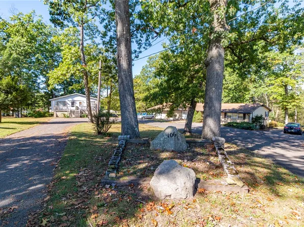 106 Phil Mar Dr, Butler, PA 16002