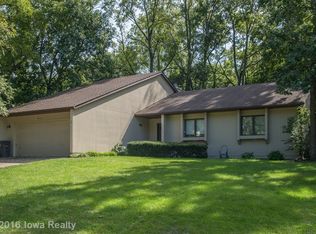 4416 Brinkwood Rd, Des Moines, IA 50310