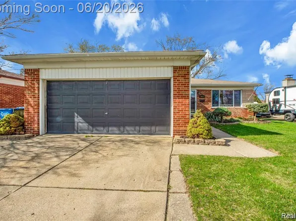 14615 Masonic Blvd, Warren, MI 48088