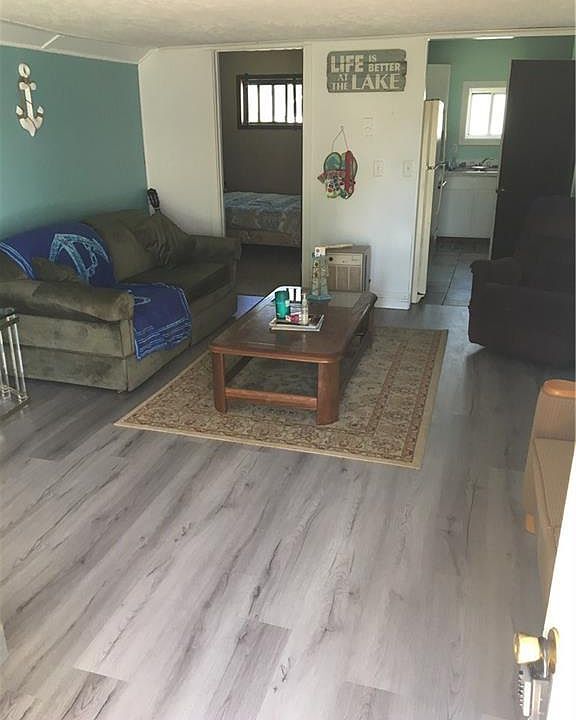 2nd image of 418 Buckeye Ave