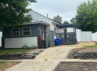 113 6th Ave SE, Oelwein, IA 50662