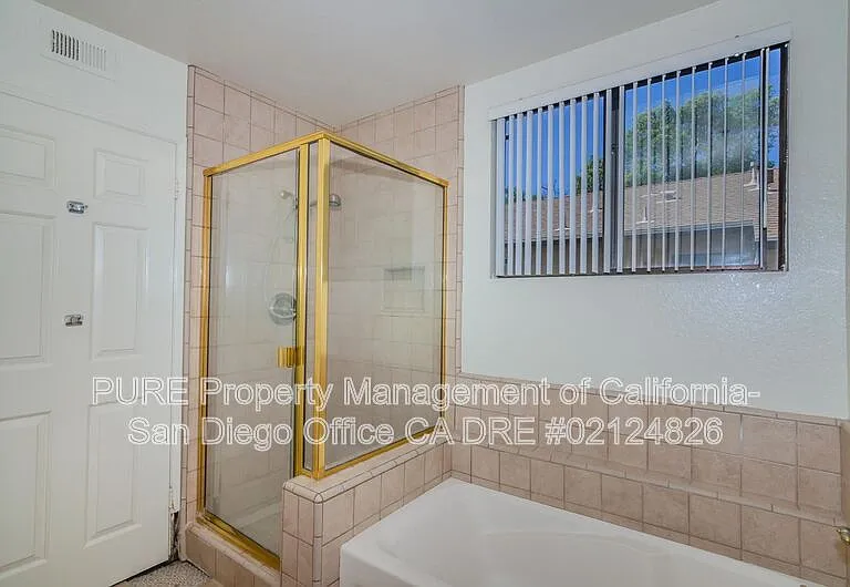 1680 N Coast Highway 101 #44 — Photo 16