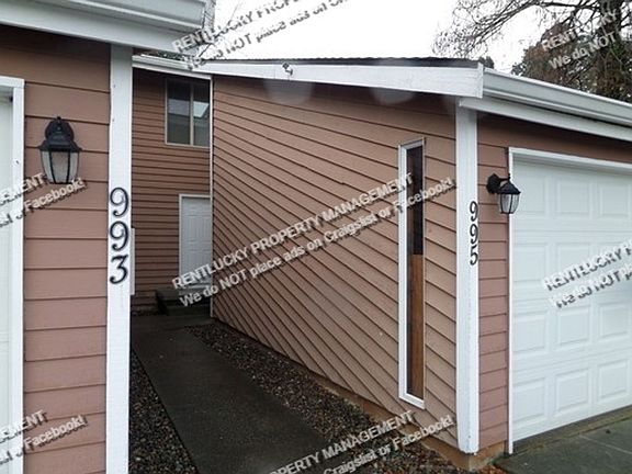 2nd image of 991-997 26th St NE #993