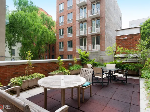 2280 Frederick Douglass Boulevard image 15 of 19