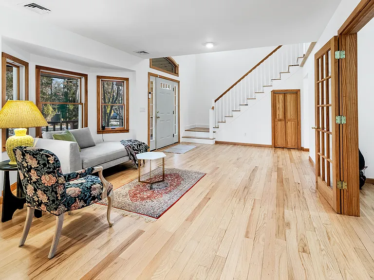 563 Montauk Hwy — Photo 5